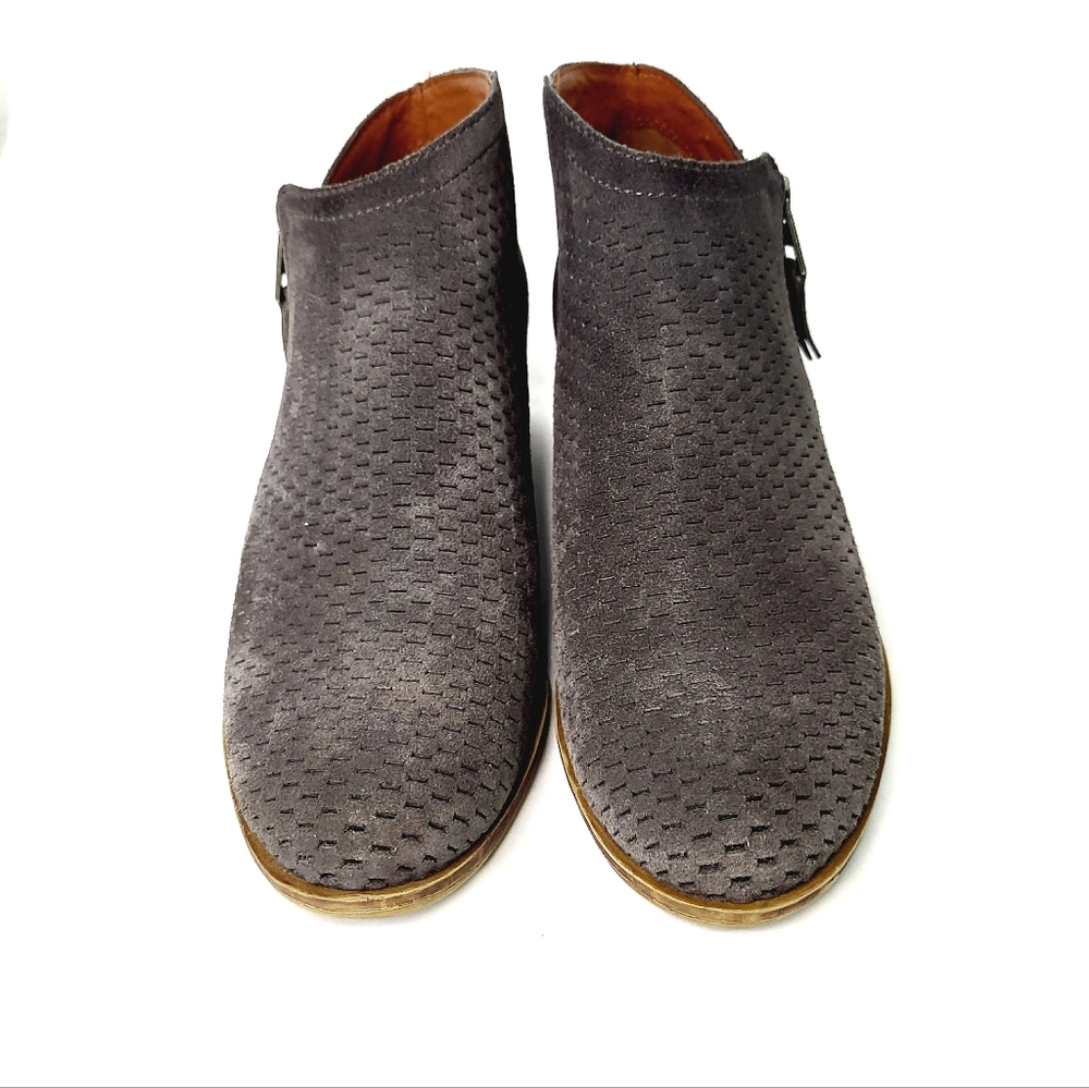 Lucky brand zipper boot - Picture 4 of 7